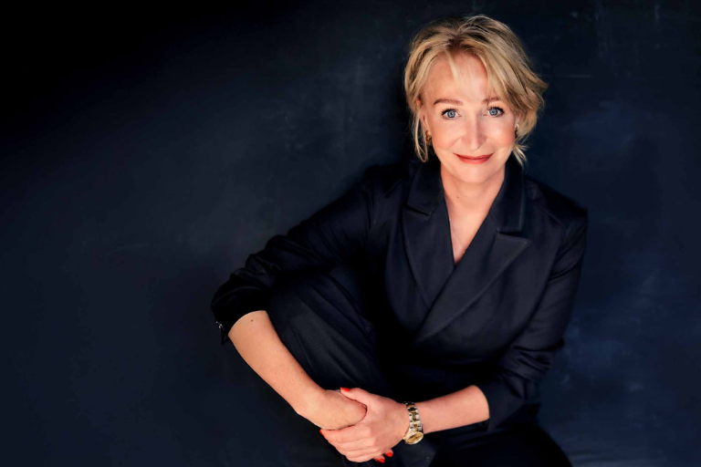 Anne de Jong, psycholoog en oprichter van De Relatiecoach werkt ook als relatiecoach.